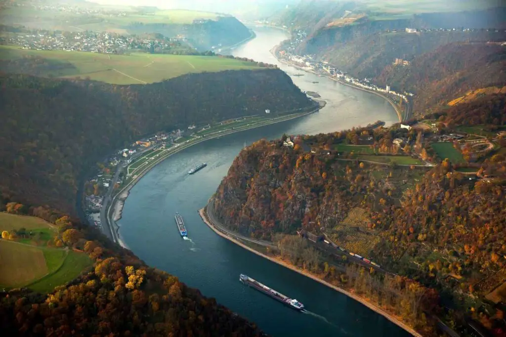 Genießen Sie die Freuden des Rheins